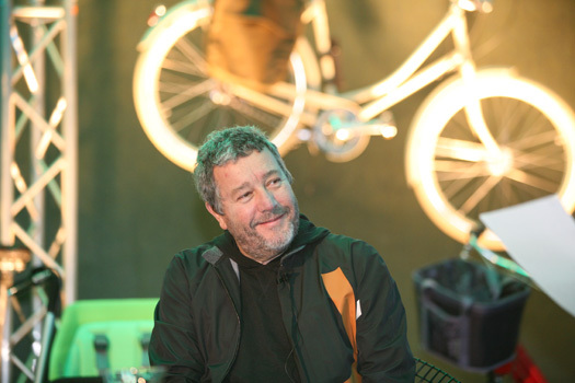 Un "vélo Bordeaux" dessiné par Philippe Starck avec les Bordelais !