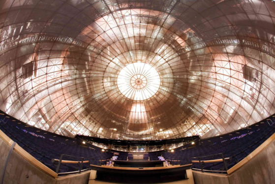 La Géode s’habille d’une nouvelle parure acoustique haut de gamme