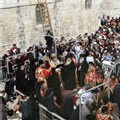 Vendredi Saint: des dizaines de milliers de pèlerins défilent à Jérusalem