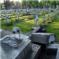 180 tombes juives profanées au Havre