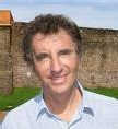 Jack Lang réfléchit