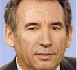 Bayrou progresse de sept points et talonne Royal et Sarkozy