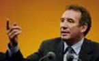 François Bayrou entre officiellement en dissidence